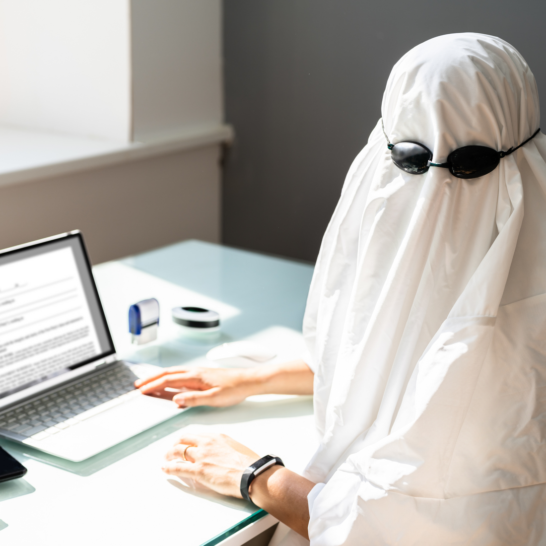 GHOSTWRITING